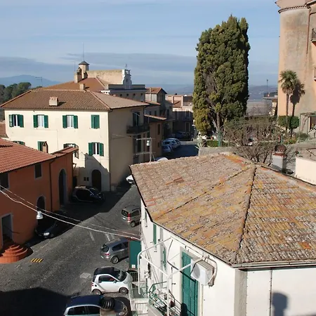 La Palombara 公寓 *